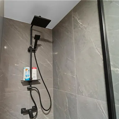 Riverview Downtown Boulevard Apartment Bucharest